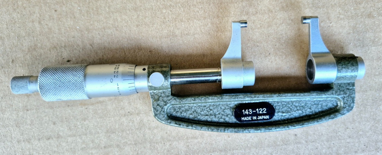 Mitutoyo 143-122 Caliper Type Micrometer 1-2″ .001"