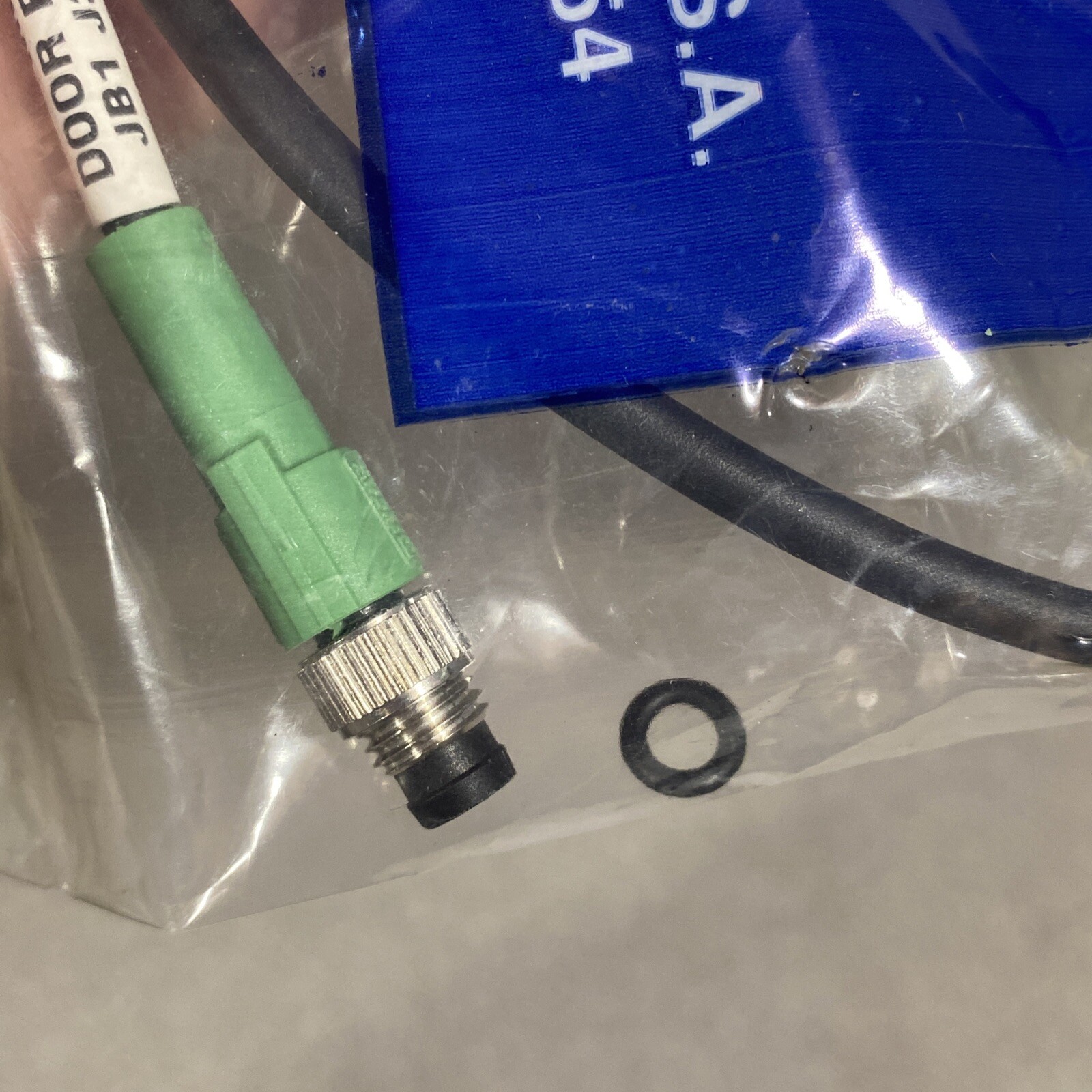 NEW SEALED ML309250-01 461-01 PROXIMITY SENSOR