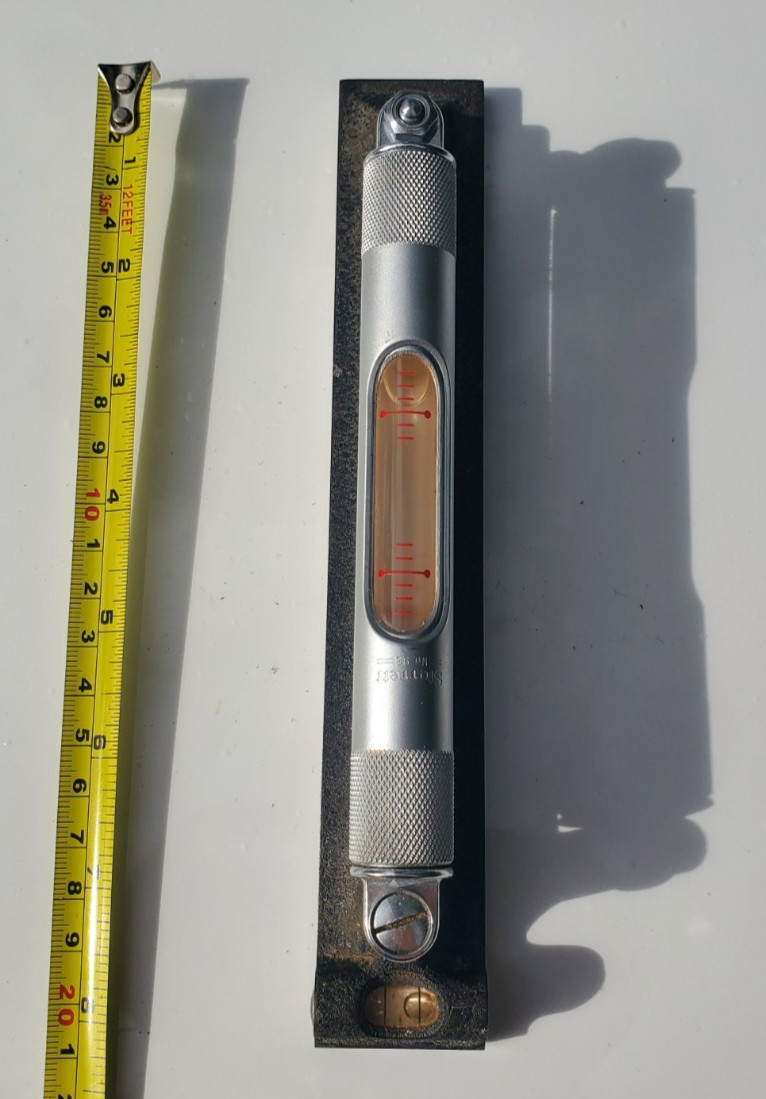 Vintage Starrett machinist level NO. 98   8"