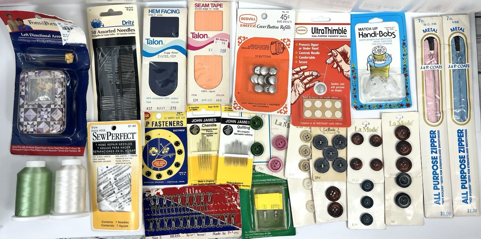 Mixed Lot of Sewing Accessories Supplies Zipper Needle Buttons Thread + More