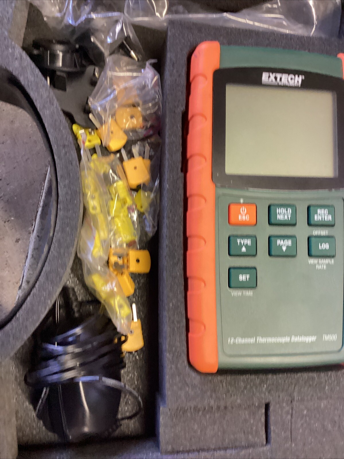 EXTECH 12-Channel Thermocouple Datalogger TM500