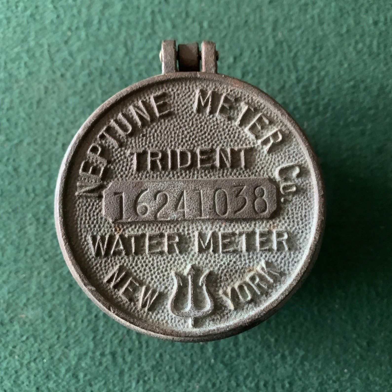 Vintage Neptune TRIDENT Water Meter, Gallons, Brass/Bronze, New York, USA