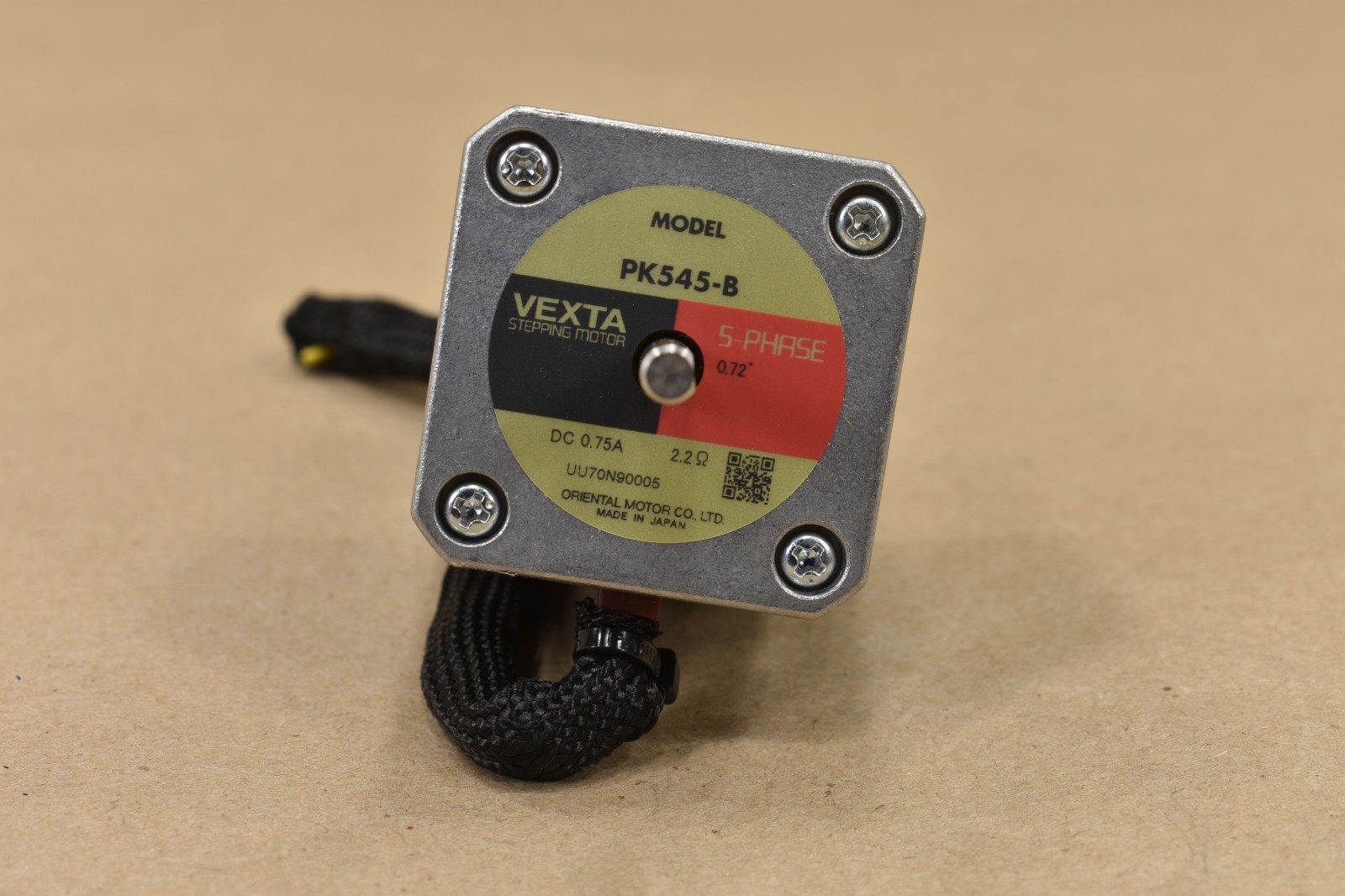 Oriental Motor Vexta PK545-B, 5-Phase Stepper Motor, 0.72°/Step, DC 0.75 A