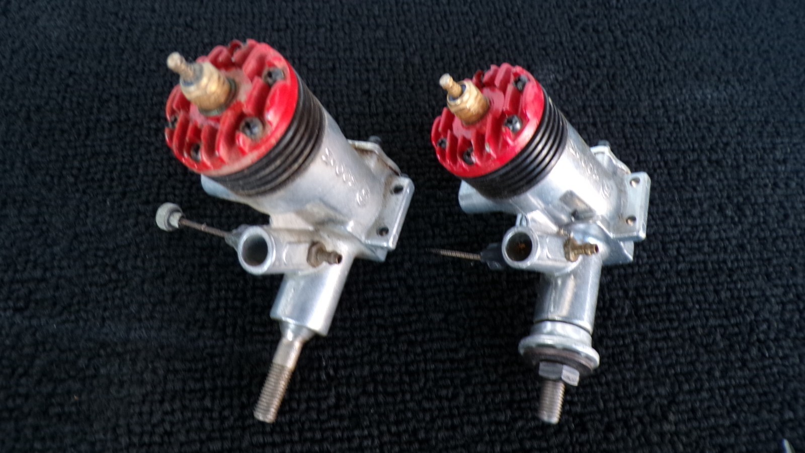 2 Vintage McCoy 19 Model Airplane Engine Control Line Red Head