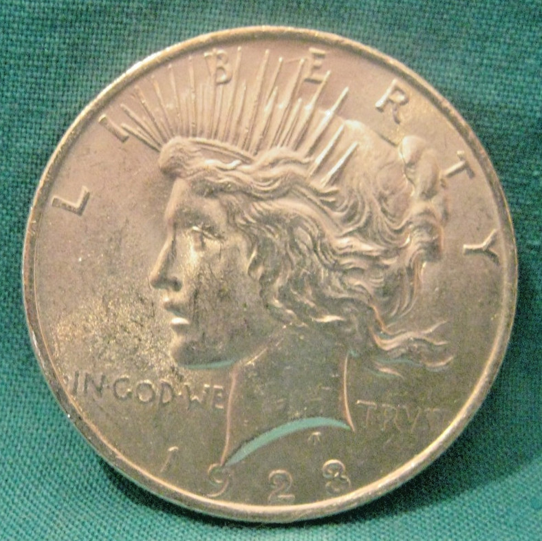 1923-P Peace 90% Silver Dollar-Sharp Details-High Luster-AU/BU-#61