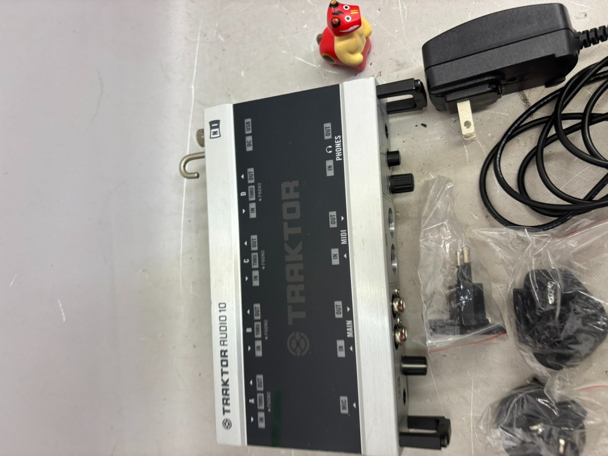 Native Instruments Traktor Audio 10 DJ Audio Interface Working Japan