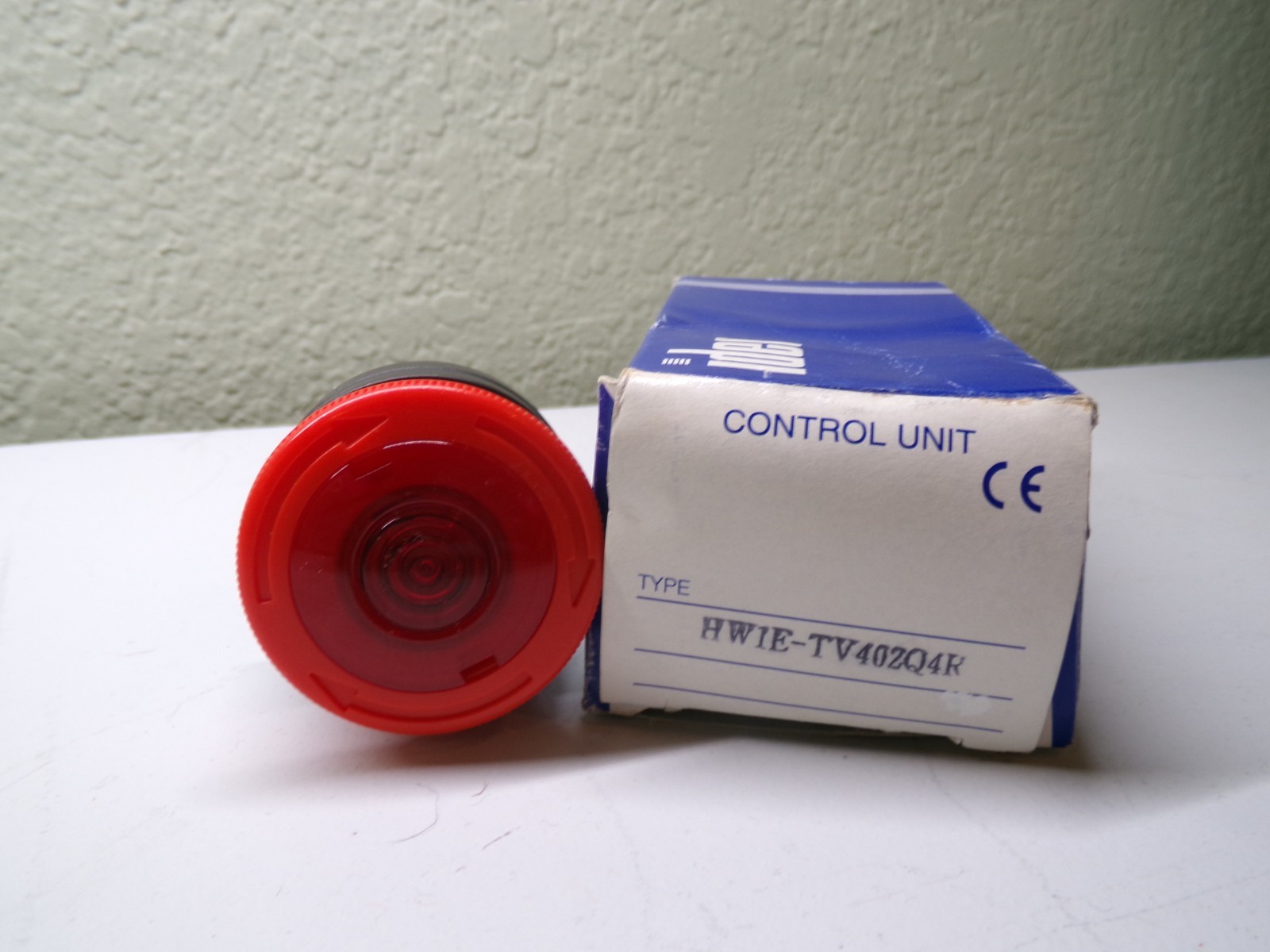 IDEC HWIE-TV EMERGENCY STOP CONTROL UNIT