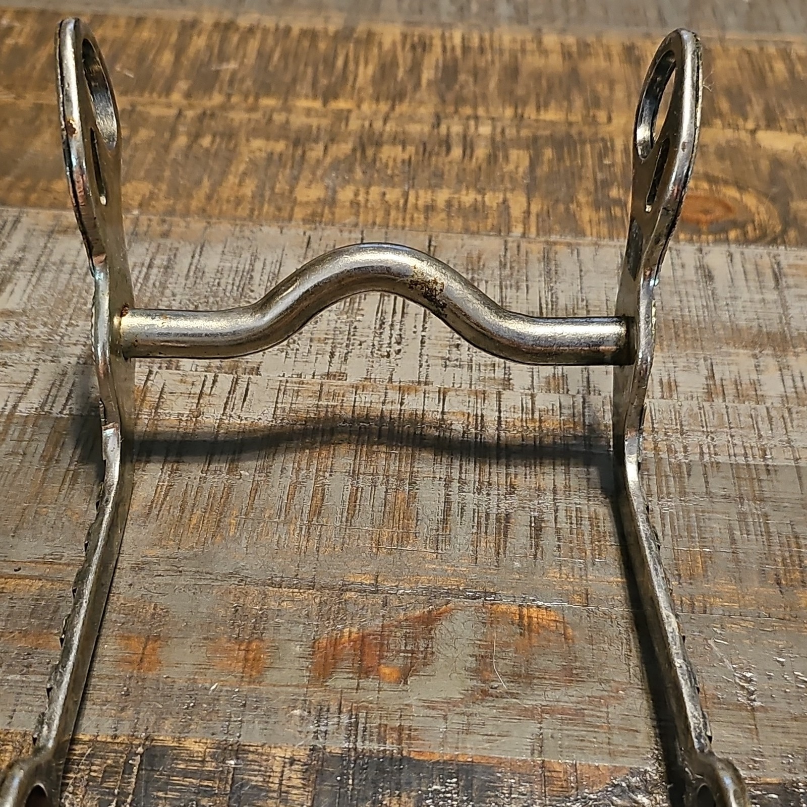Swept Back Grazing Engraved Silver Bit