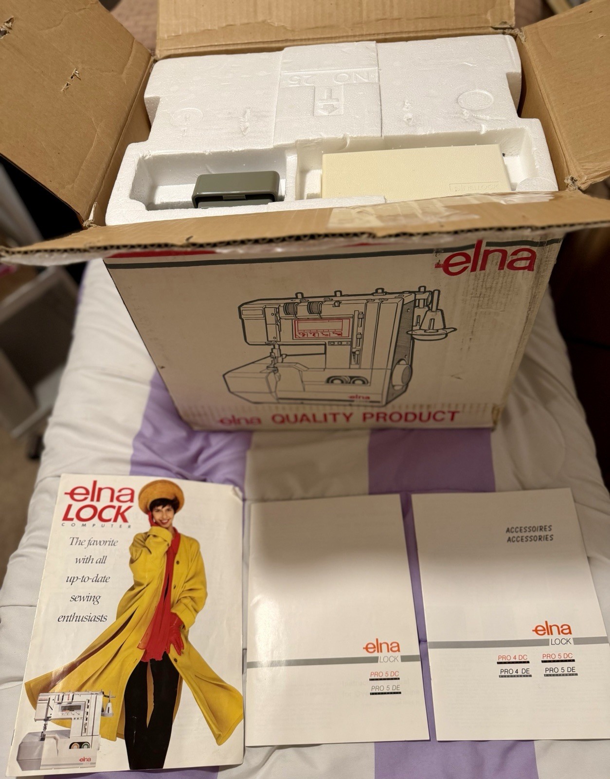New old stock Elna PRO 5 DC Computerized Serger Overlock Machine + Box & Manuals