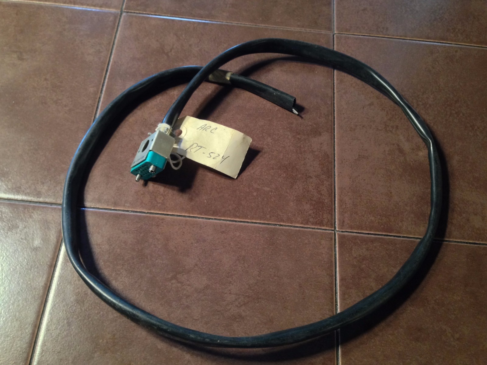 Cessna ARC RT-524 Connector with wires.