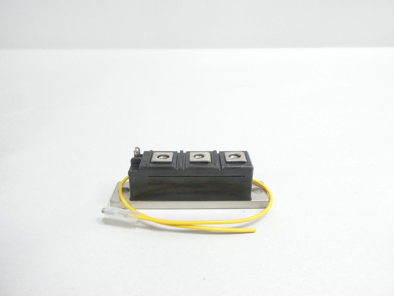 International Rectifier IRKH91-06S90 Thyristor/diode Module
