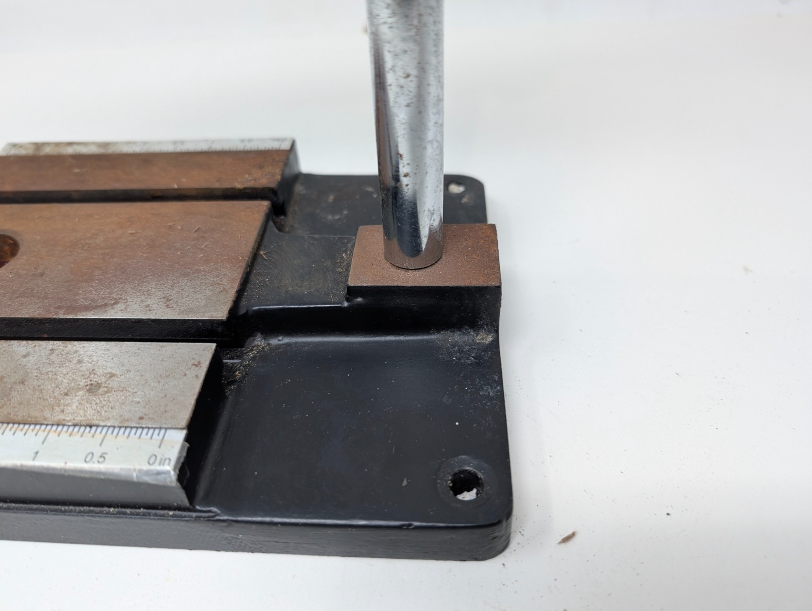 MicroLux #83146 Tapping Fixture Drill Press Attachment Micro-Mark (UV)