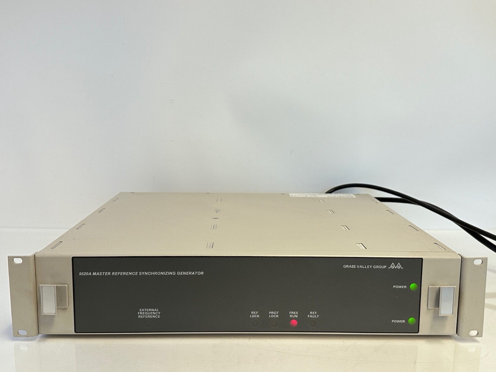Grass Valley 9520A Master Reference Synchronizing Generator