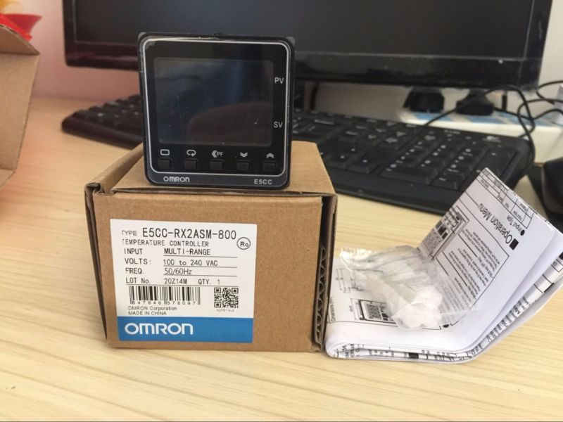 Original Digital Omron Temperature Controller E5CC-RX2ASM-800 In Box -New   *TT