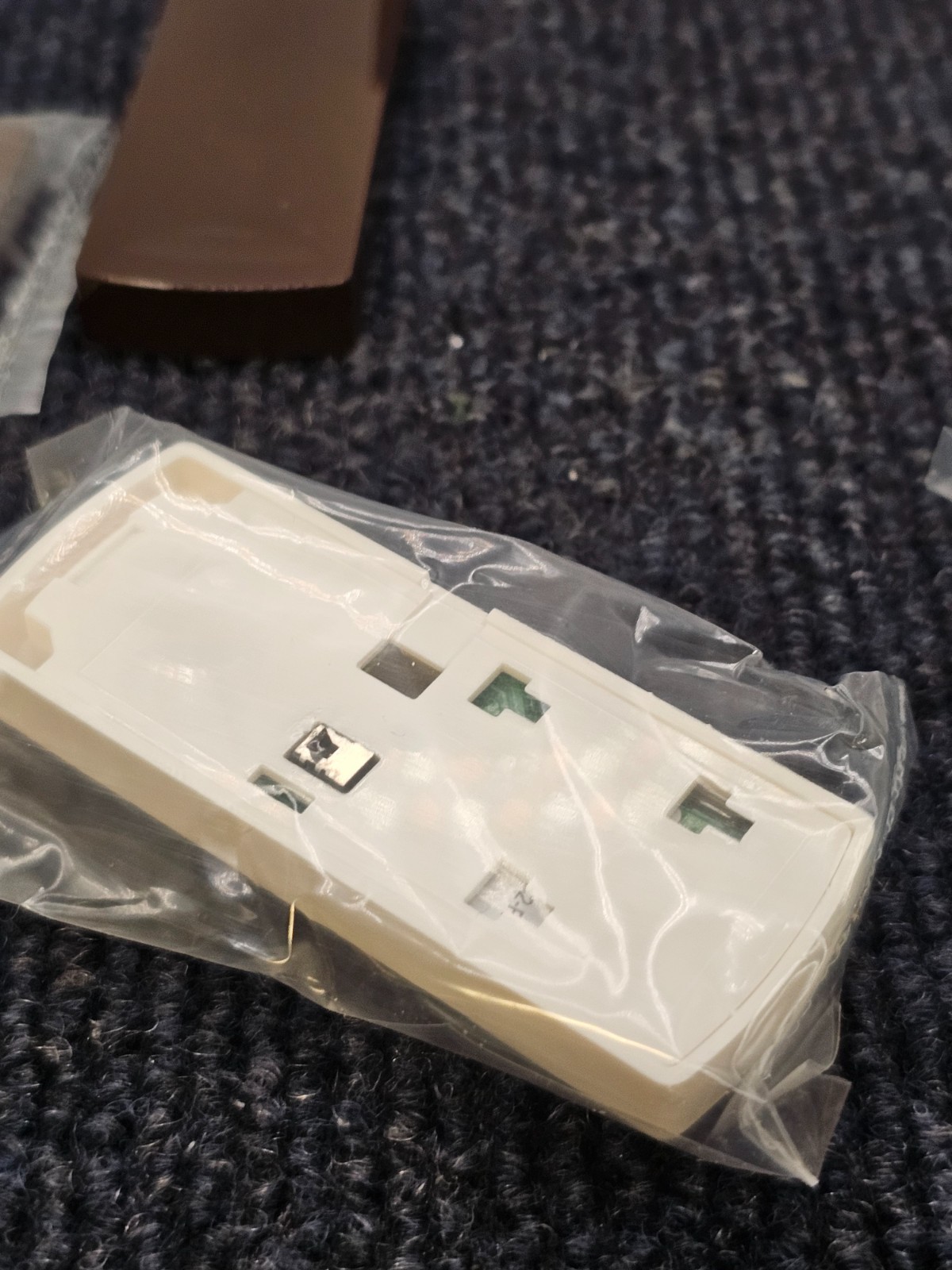 Interlogix TX-E231 Wireless Door / Window Sensor w/ External Contact Input