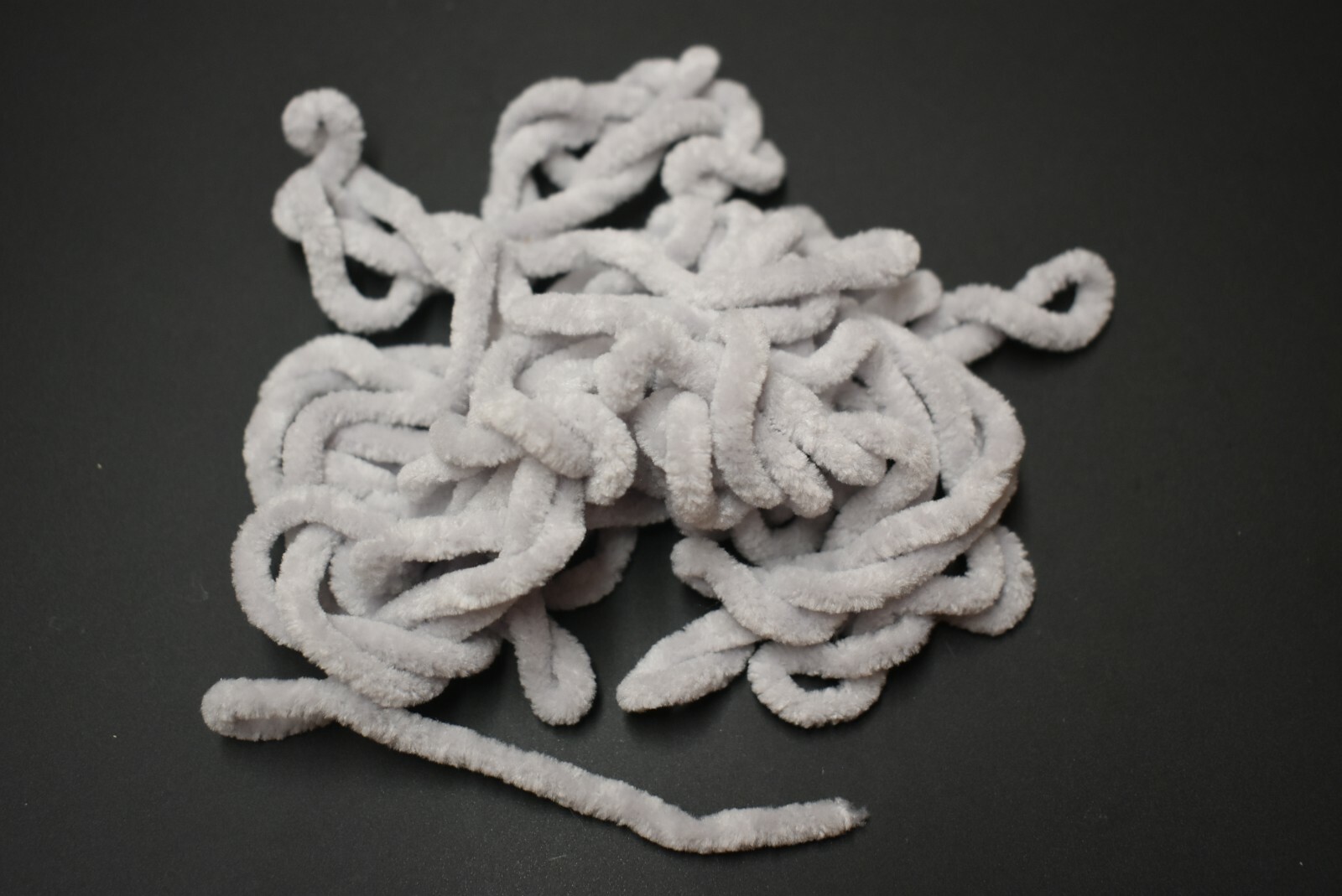 5 Yards 1/4"  GRAY GREY  Round Chenille for Fly Tying