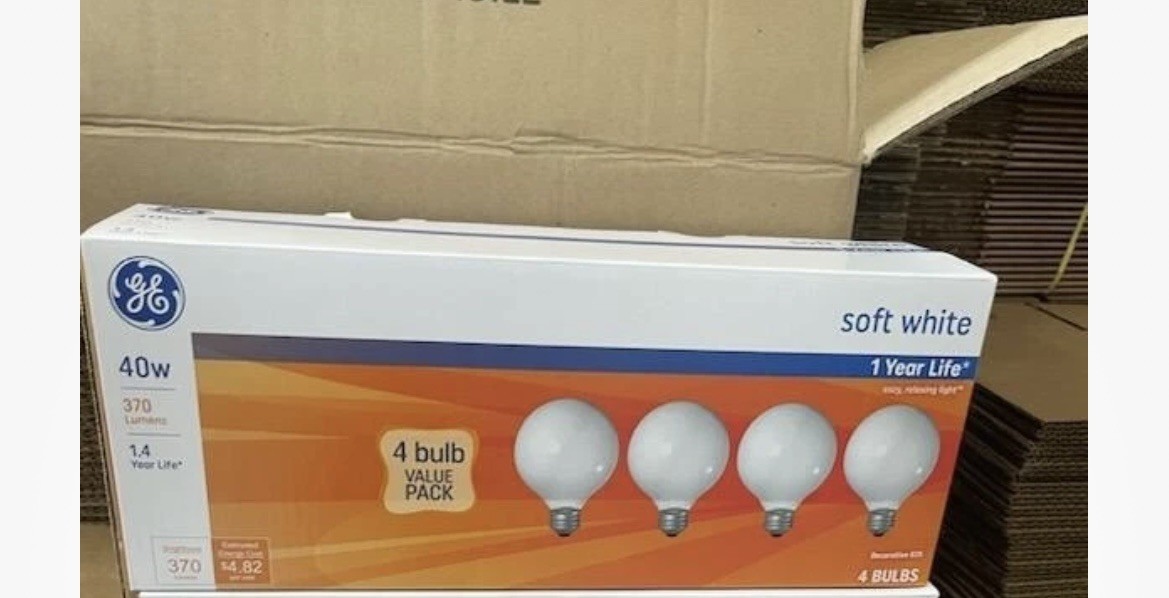 GE 40 WATT SOFT WHITE DECORATIVE G25 FROSTED Light Bulbs 40W 4 Bulb