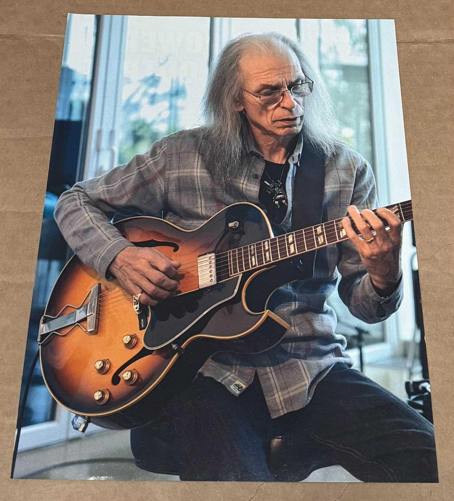Steve Howe of Yes / Asia - Music Print Ad Photo - 2014
