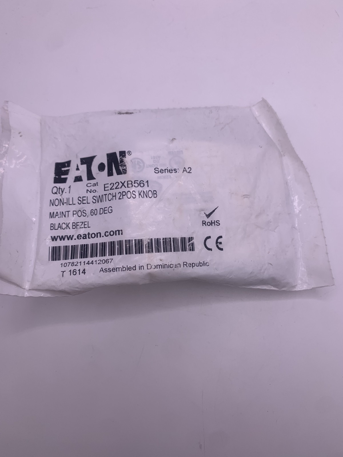 Eaton E22XB561 2-Position Selector Switch, Knob, Non-illuminated, Maintained