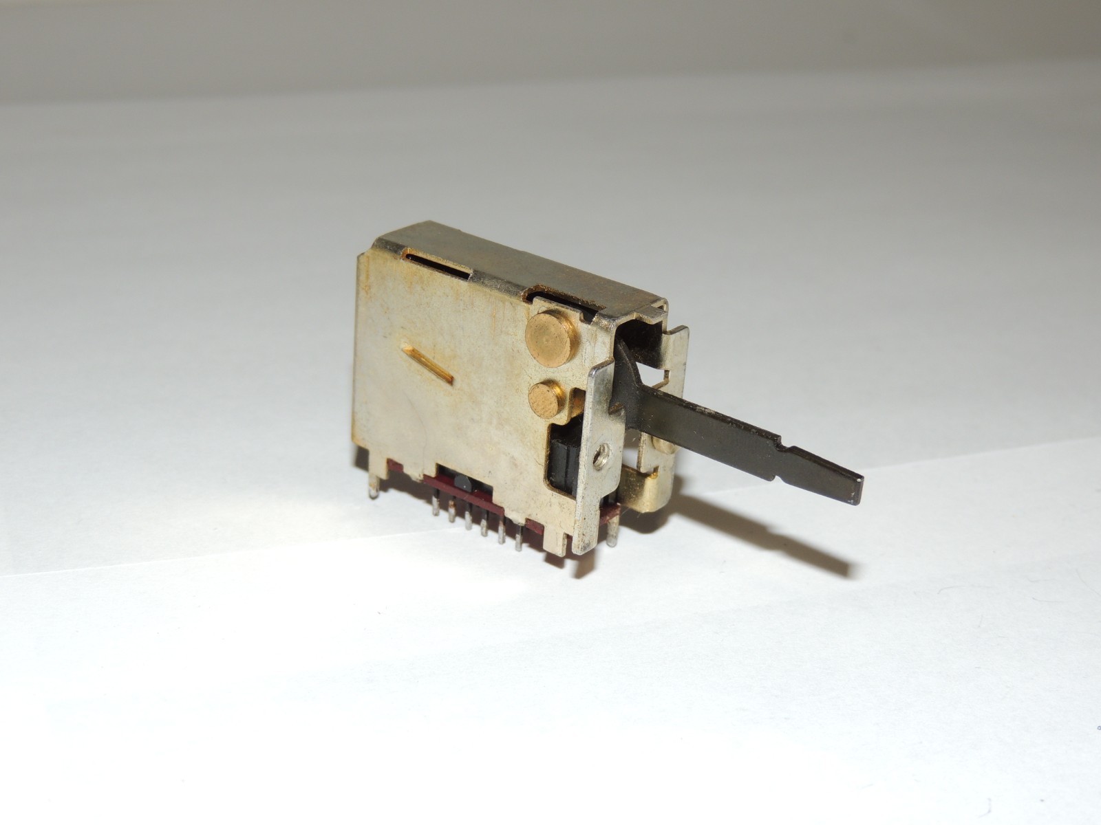 Sansui QRX-9001 AU-9900-A   2 Position 12 Pin Flip Switch   1170870