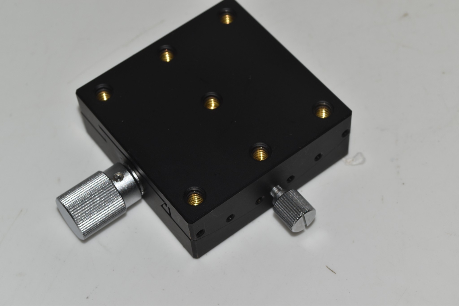 *JM* OPTOSIGMA 123-2820 OPTICAL STAGE (FMB50)