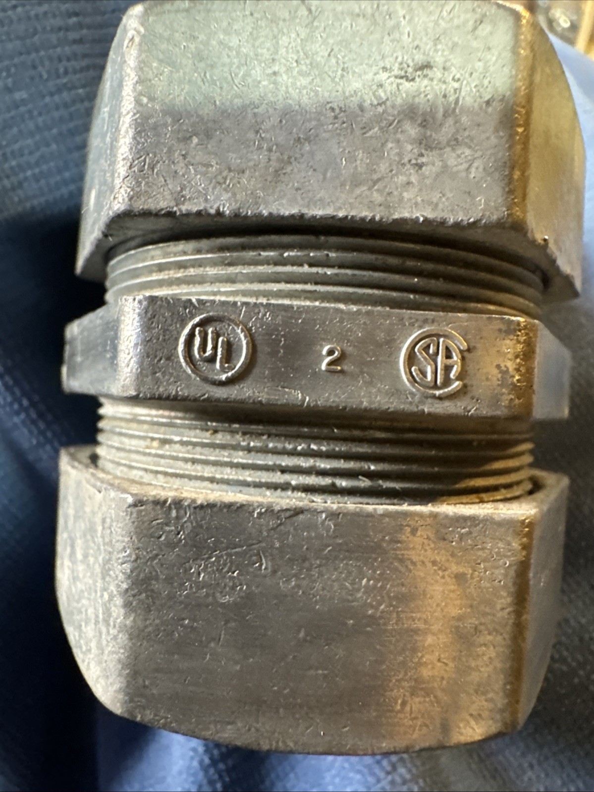 EMT Die Cast Zinc Compression Coupling 2" 02420