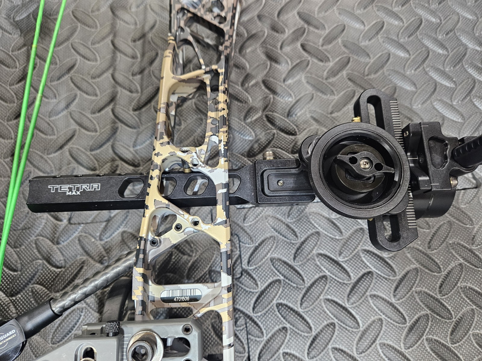 Mathews Lift 33 Optifade RH