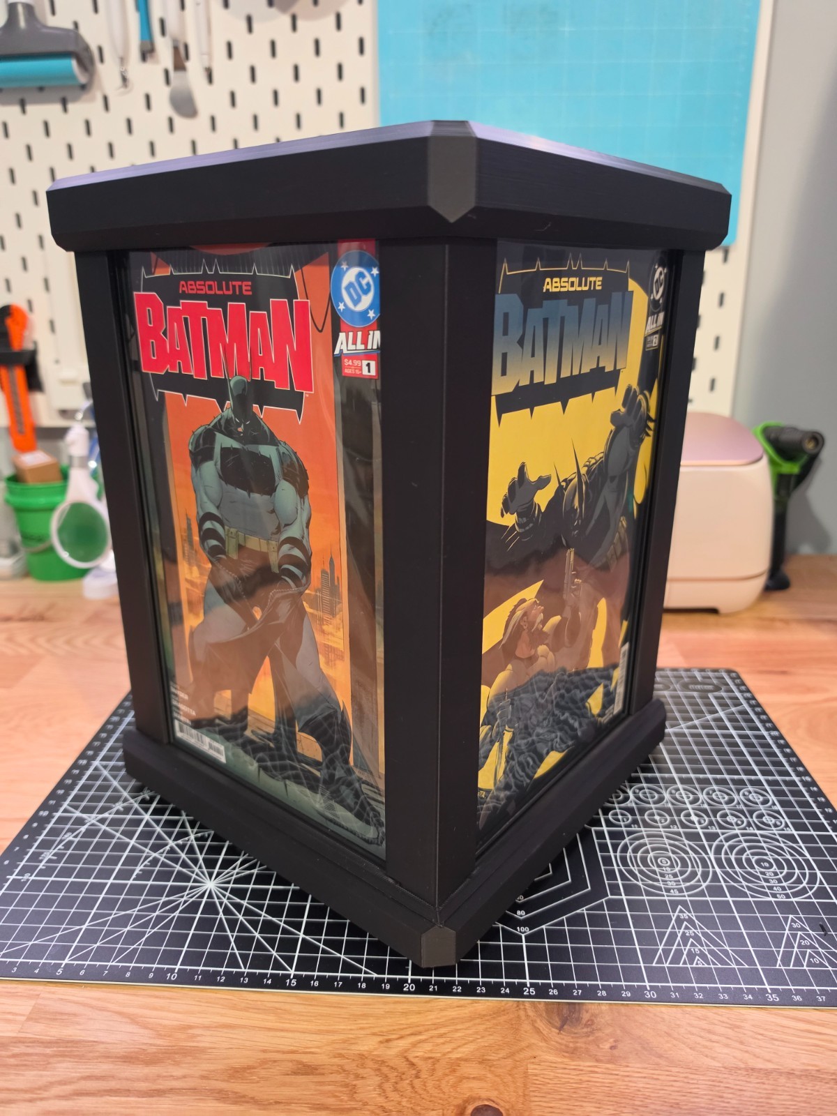 Comic Book Display Spinner/Storage Container(50+ Comics) for Non-Graded Comics