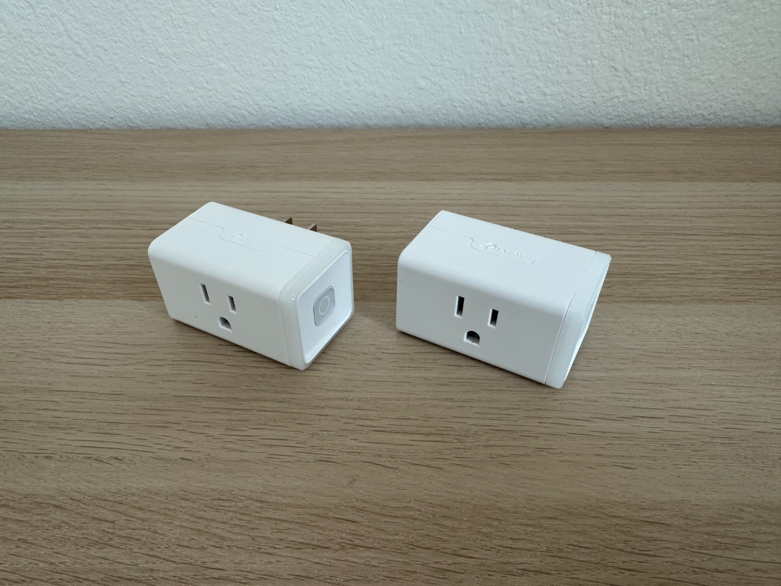 (2) TP-LINK Smart Wi-Fi Plug Lite HS103 v2