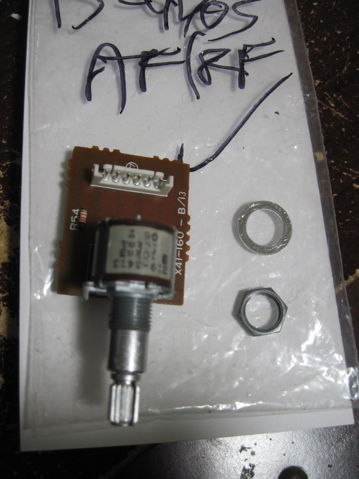Kenwood TS-940S AF/RF Gain controls in Excellent shape