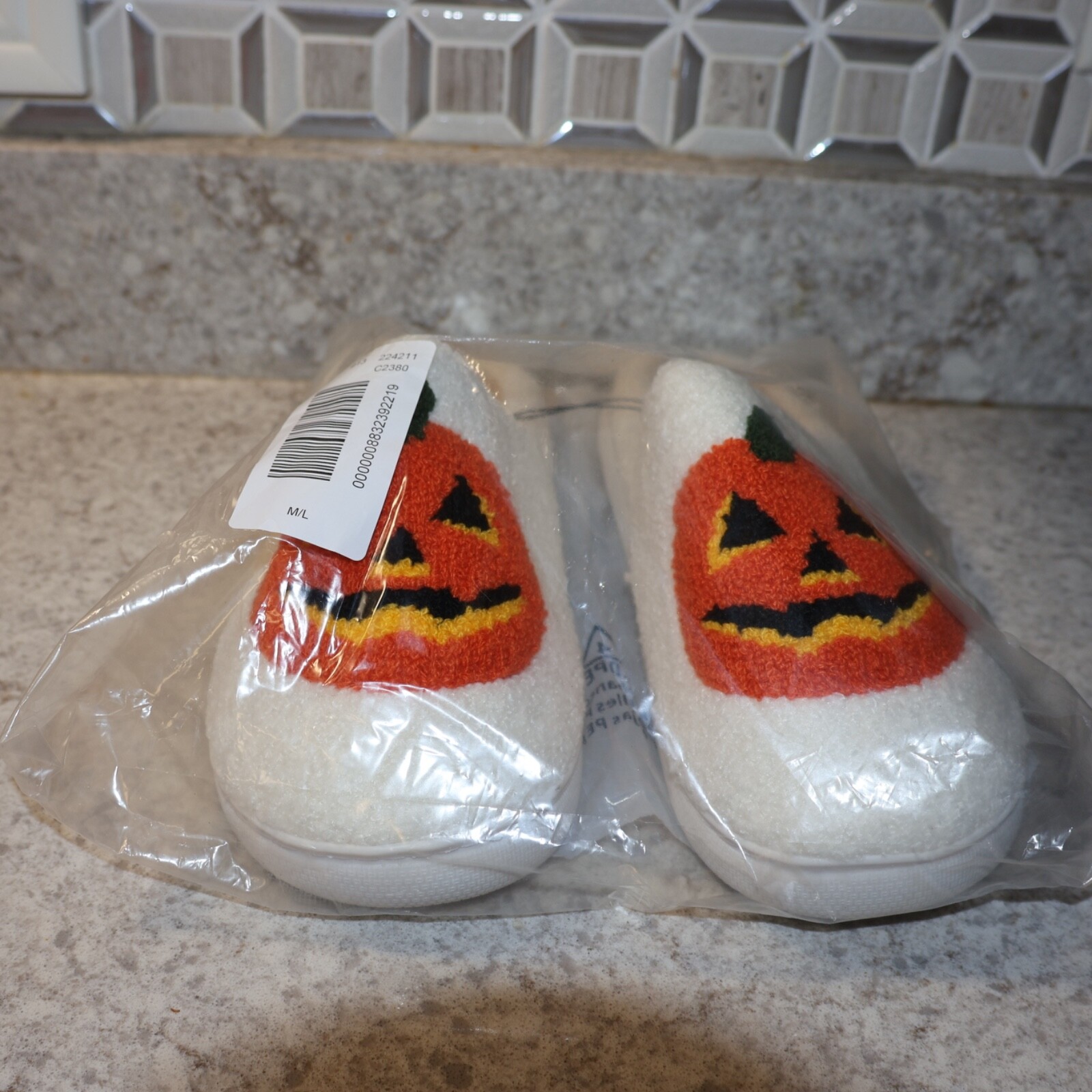 Maurices Halloween Slippers Pumpkin Womens M/L 8.5-11 Jack O Lantern Sherpa NWT