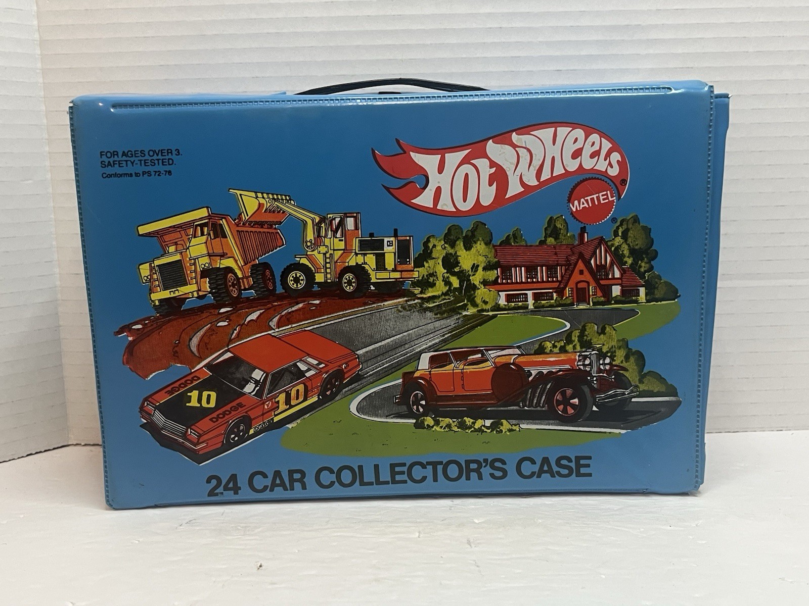 Vintage 1980 Hot Wheels Mattel 24 Car Collector's Case Cars Lot