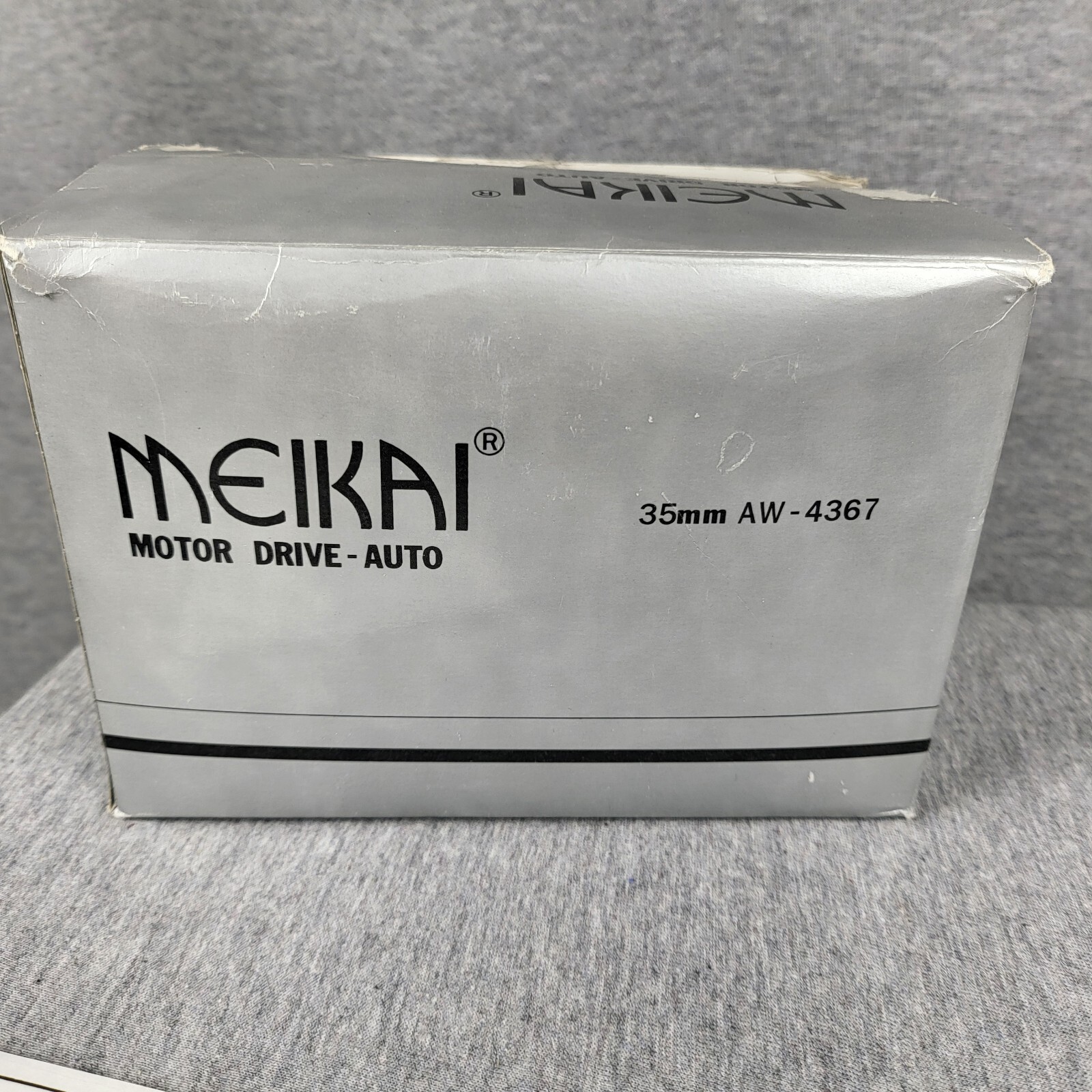 MEIKAI Camera AW-4367 Point & Shoot 35mm /Strap