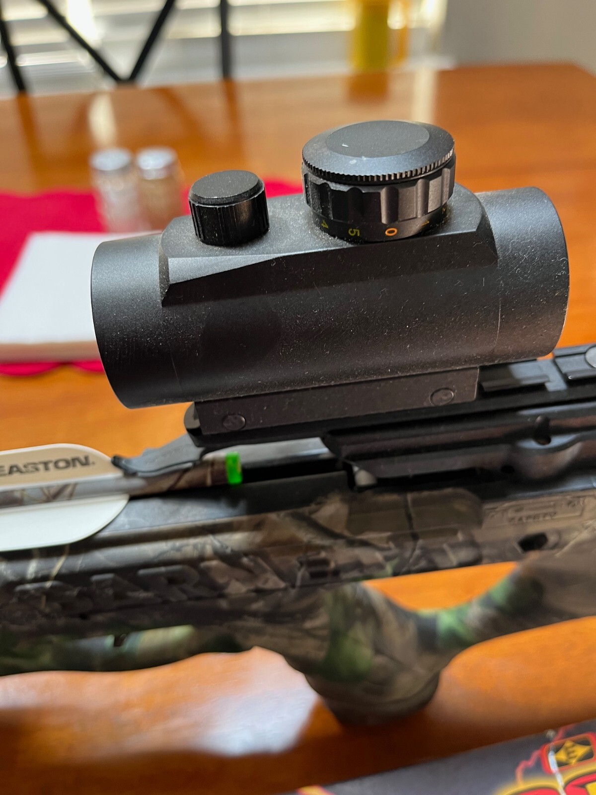 Barnett REVAVI crossbow w/Scope package