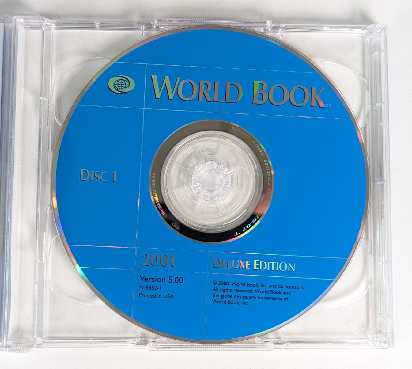 World Book 2001 User Guide Deluxe Edition CD Version 5.0 Two-CD Set Encyclopedia