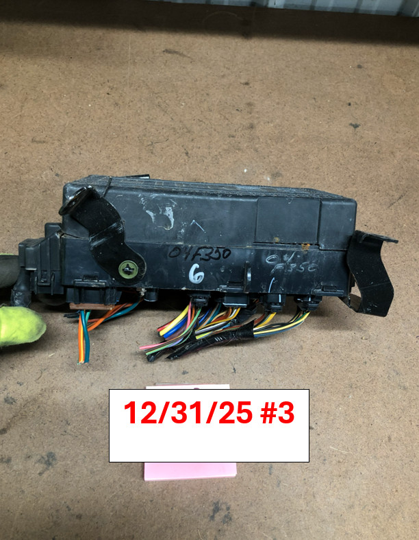 2003 2004 Ford 6.0L Diesel F250 F350 XLT  Fuse Box Fusebox 3C3T-14A067-ED