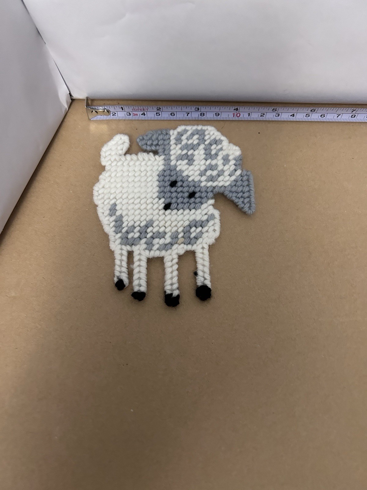 VTG yarn+plastic canvas handmade/stitched white/gray lamb black hooves +magnet