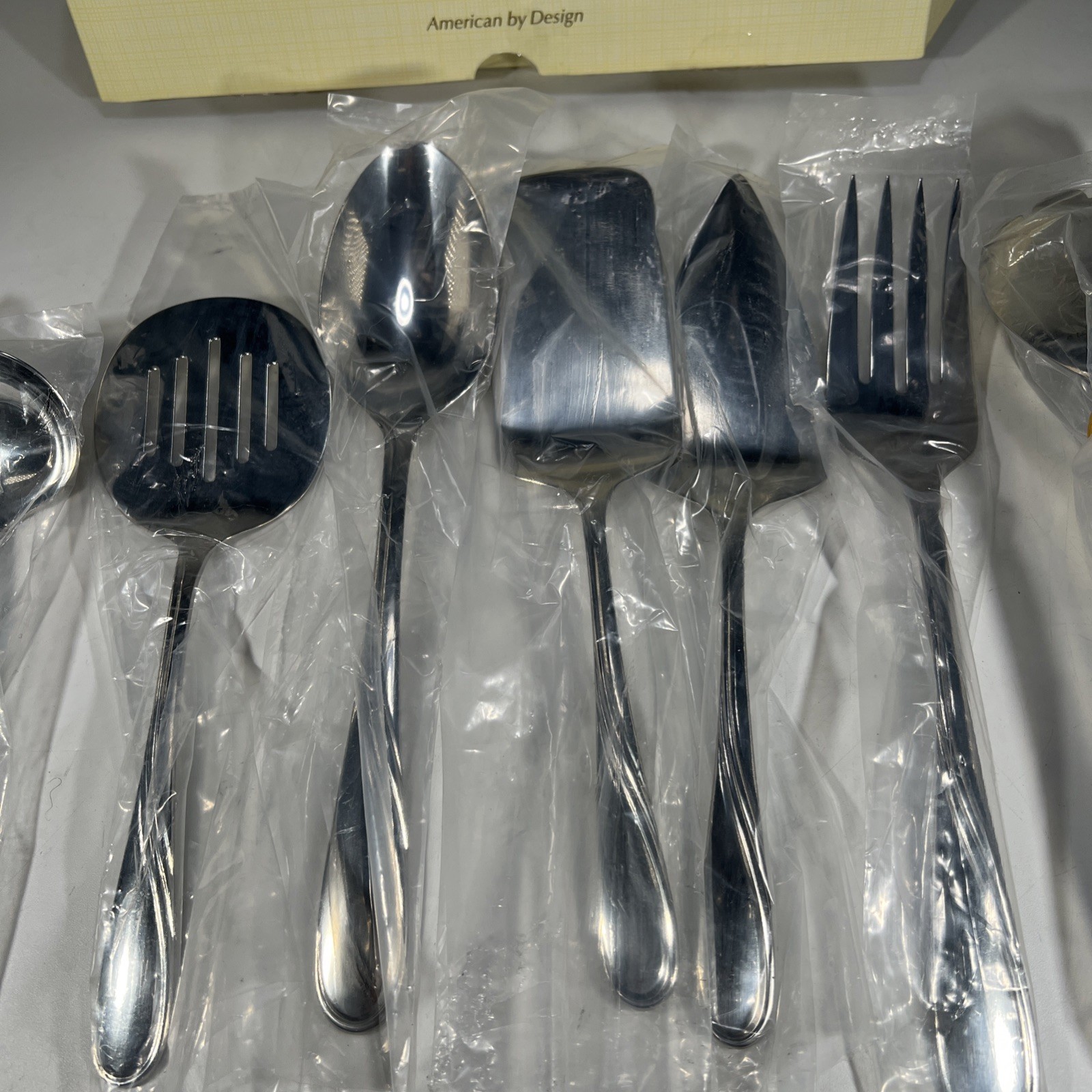 LENOX Summerville Flatware 7 piece Entertainment Set New