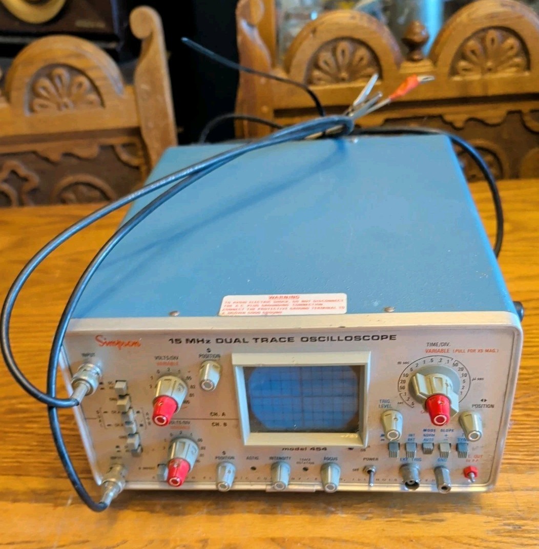 SIMPSON 15 MHZ DUAL TRACE OSCILLIOSCOPE MODEL 454 AUDIO TESTER ELECTRICAL VTG