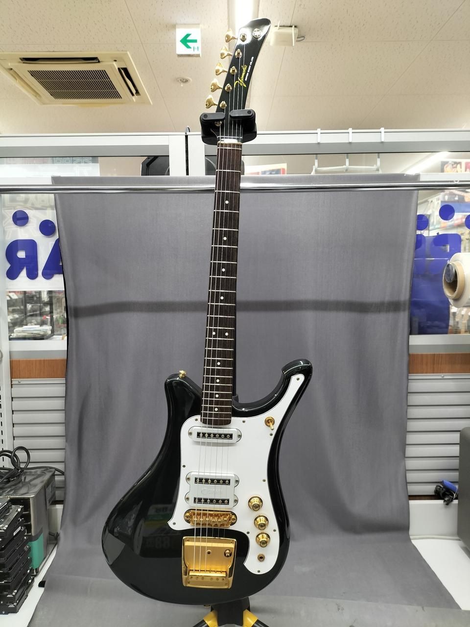 Yamaha Electric Guitar SG-7AS Used