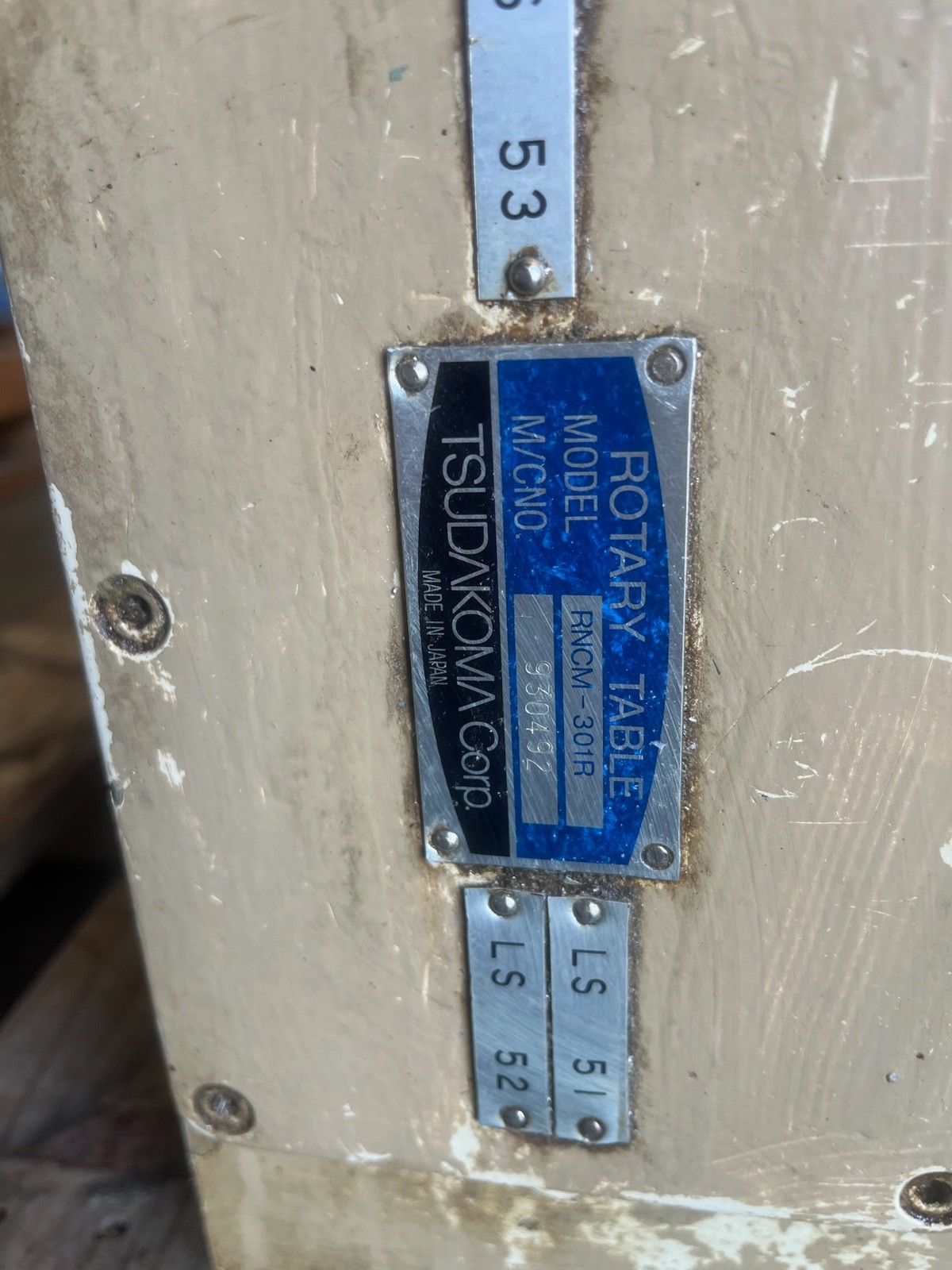 Tsudakoma RNCM-301R Rotary Table