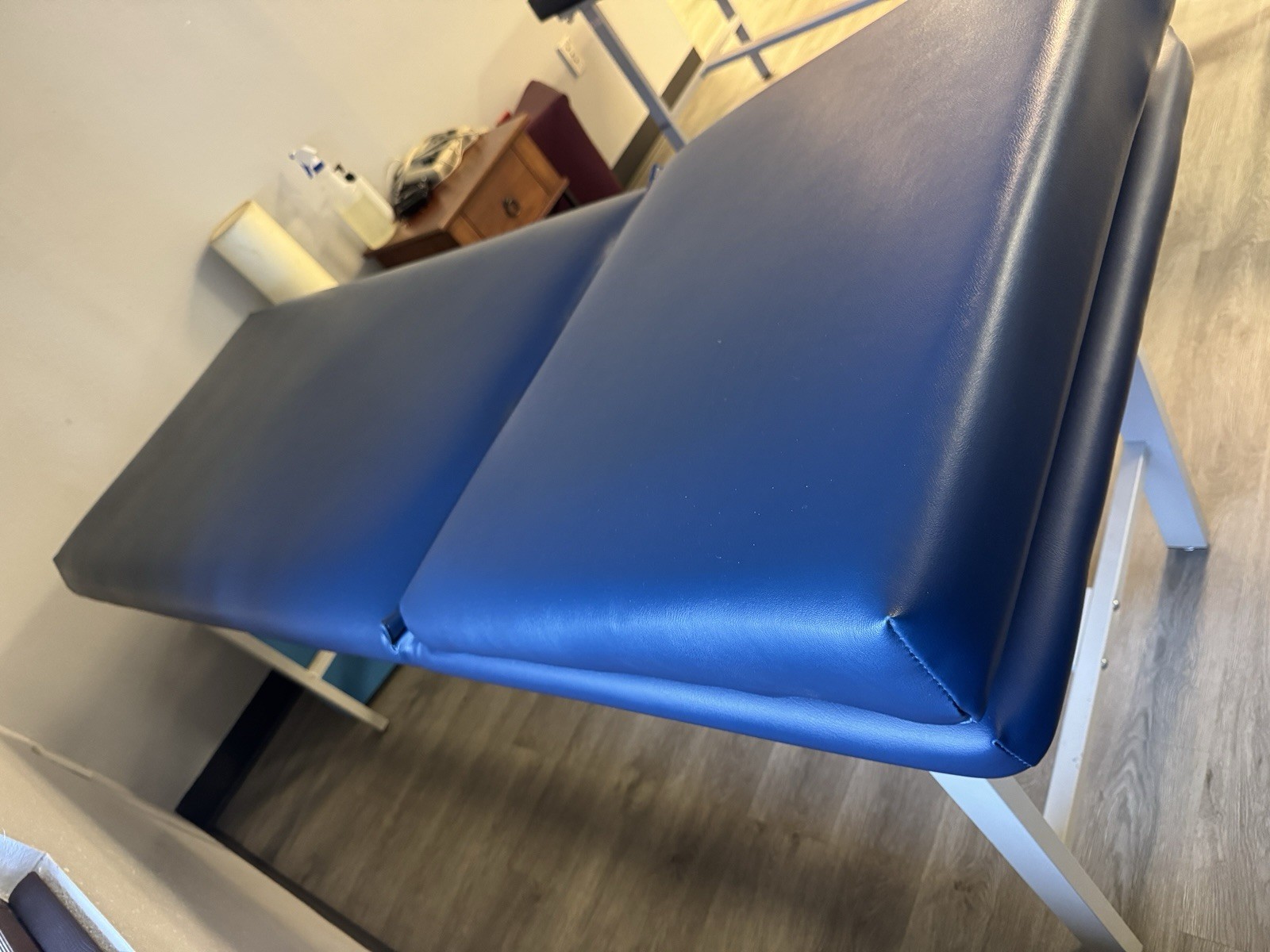 Winco Physical Therapy Table in great condition
