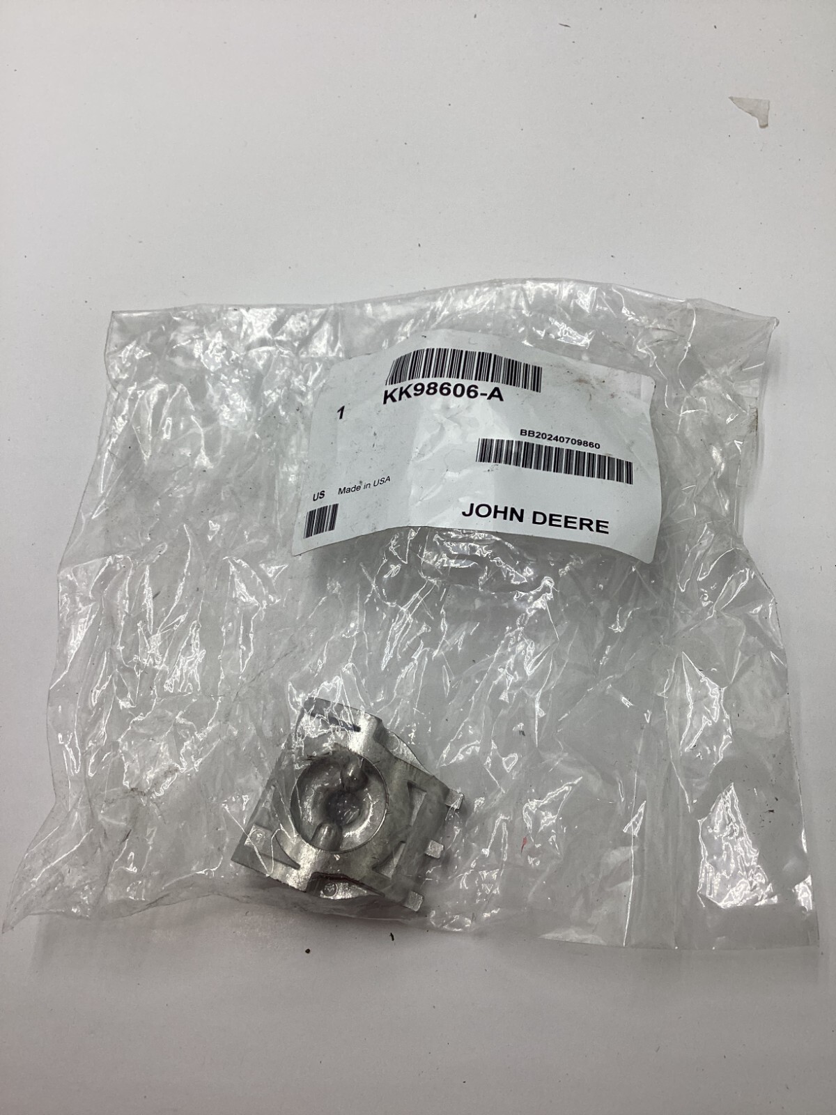 John Deere OEM Half Clamp KK98606 For Self-Propelled Sprayers 40I 50I 410R M4025