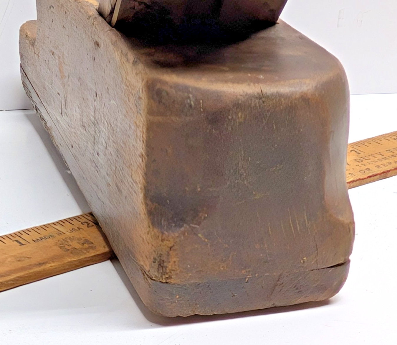 Antique Carpenter Woodworking Plane