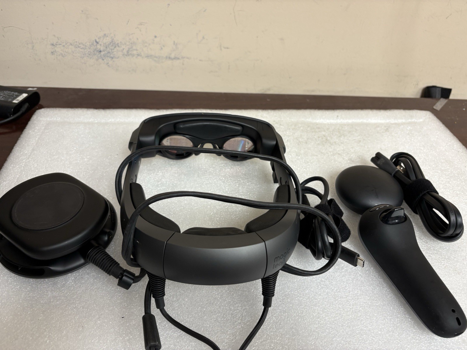 MAGIC LEAP ONE Augmented Reality AR Headset.