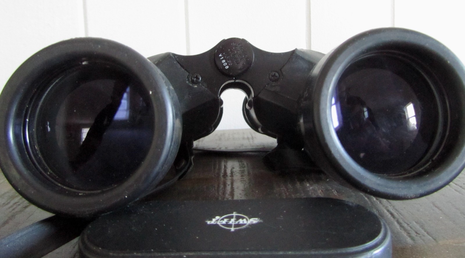 Swift SeaHawk 7x50 #753A Waterproof Binoculars, Nitrogen Filled, Caps, Strap
