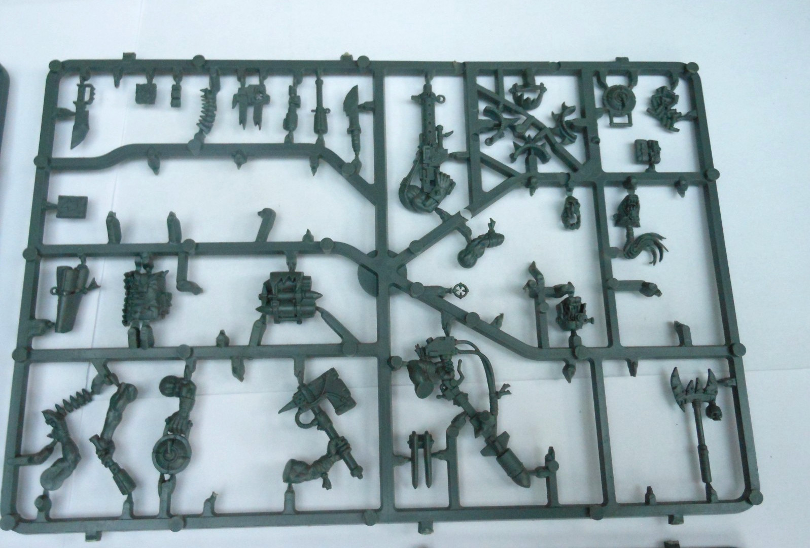 warhammer 40k Ork Boys Bits incomplete sprue