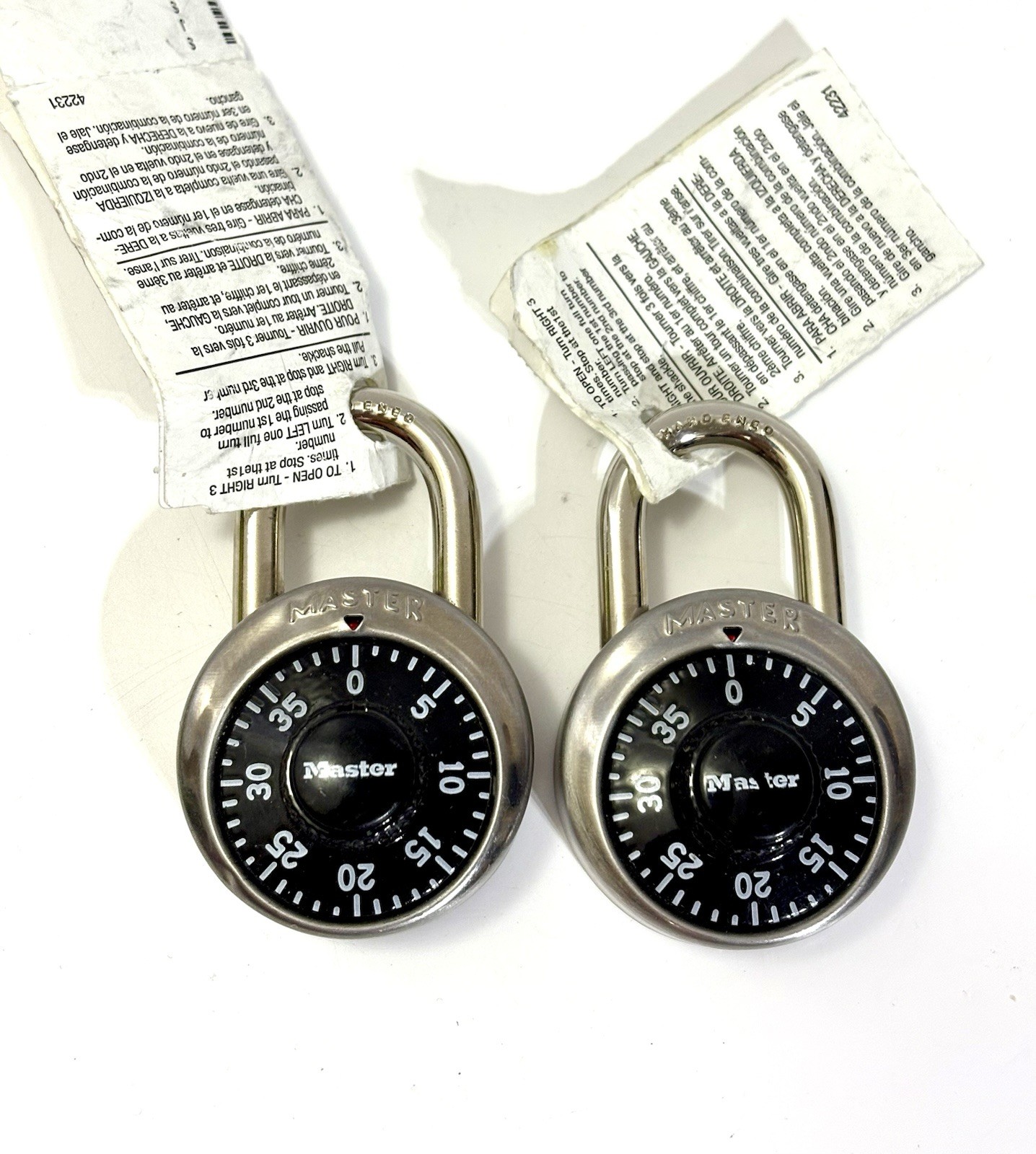 (QTY 2) MasterLock V647 2669524, 2669492 - 3224 Combination Padlock