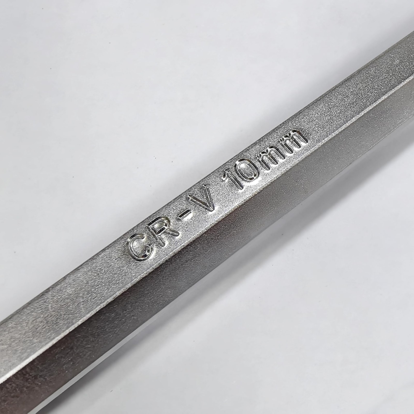 Qitiieli Broken Spark Plug Remover Tool, 2025 New Car Engine silvery