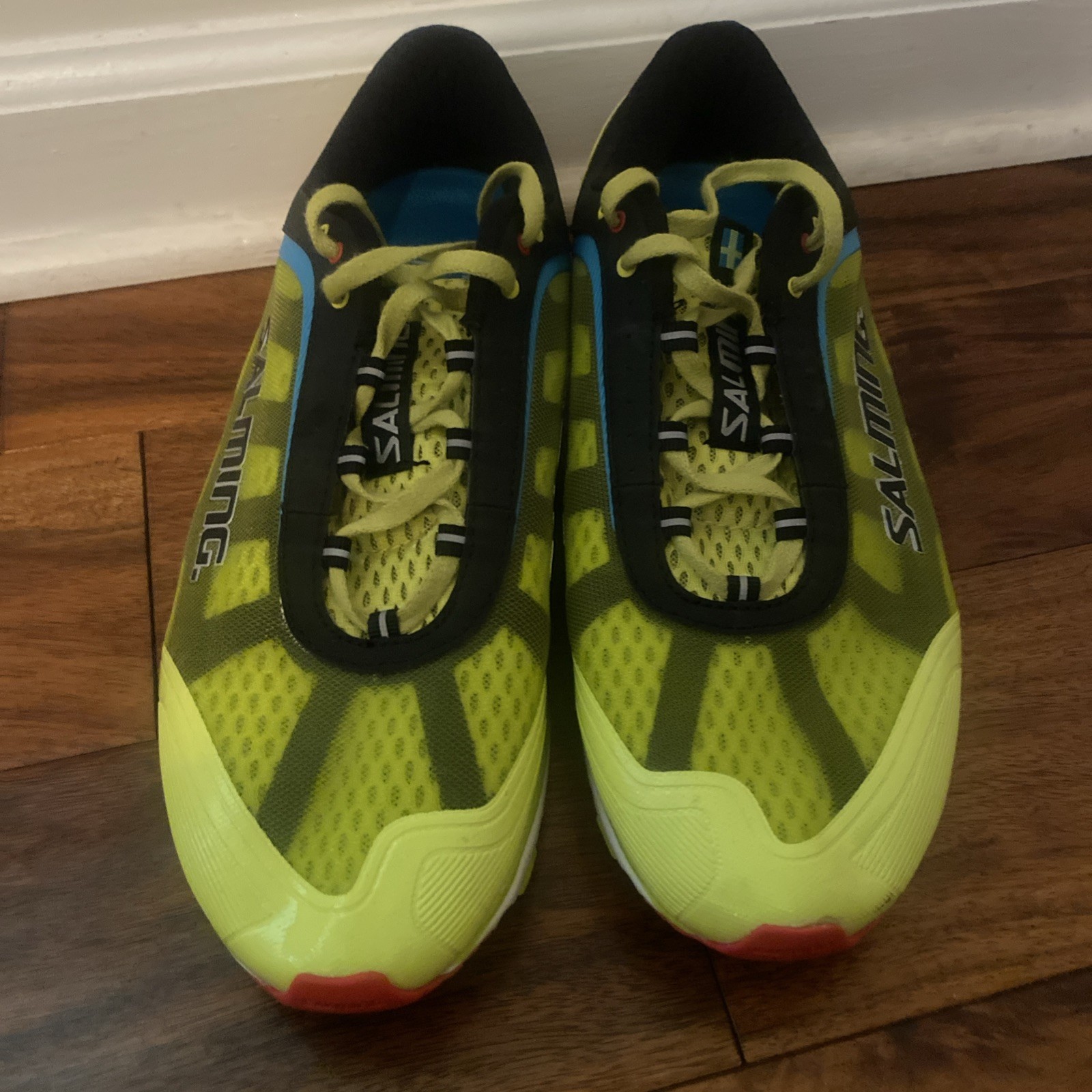 SALMING Running Shoes Distance for Men (Safety Yellow) Size 9.5 Floor Model